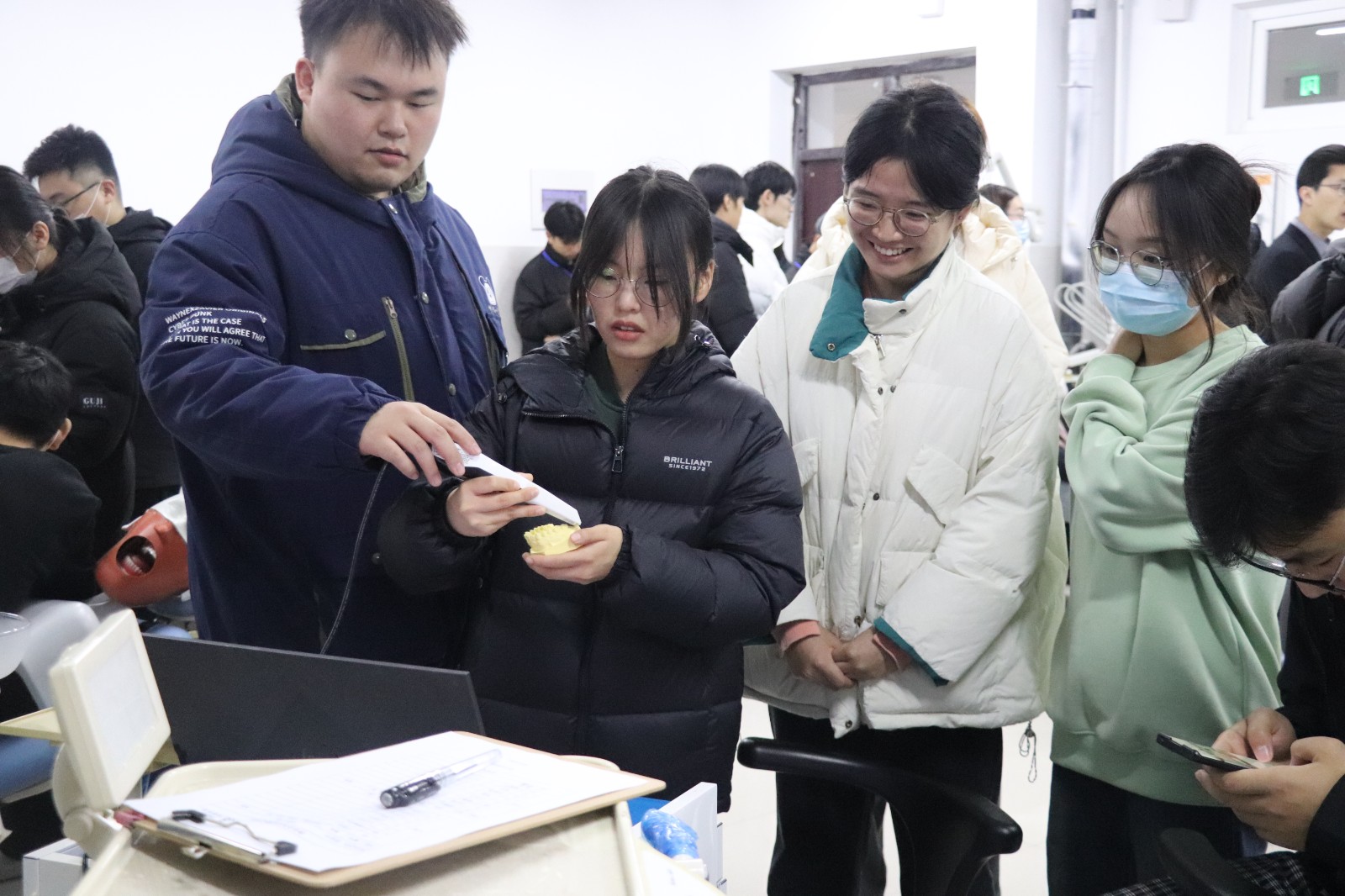 1704184589114339.jpg 授课1.JPG